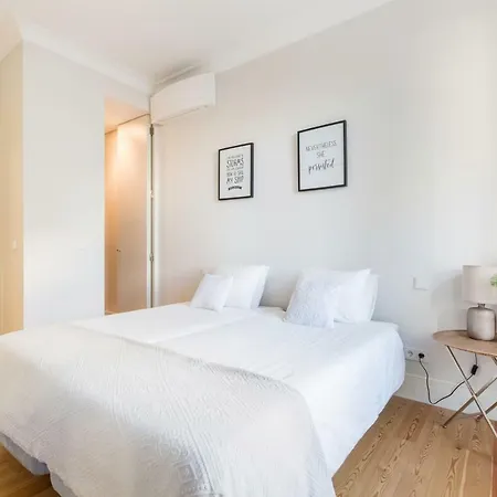 Cosy Marques De Pombal * Лиссабон